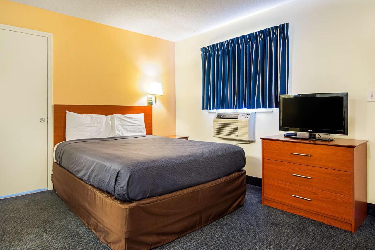 Motel 6-Fayetteville, Nc - Fort Liberty Area מראה חיצוני תמונה