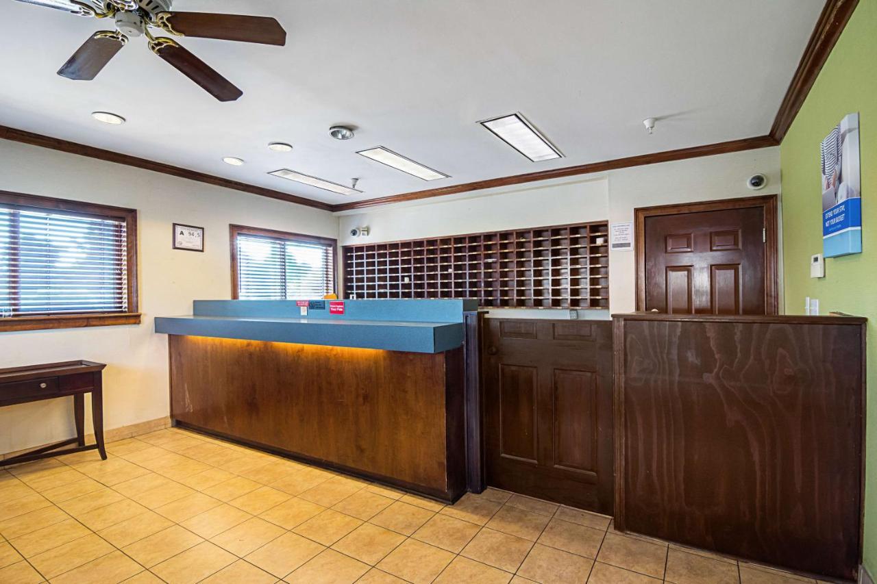 Motel 6-Fayetteville, Nc - Fort Liberty Area מראה חיצוני תמונה
